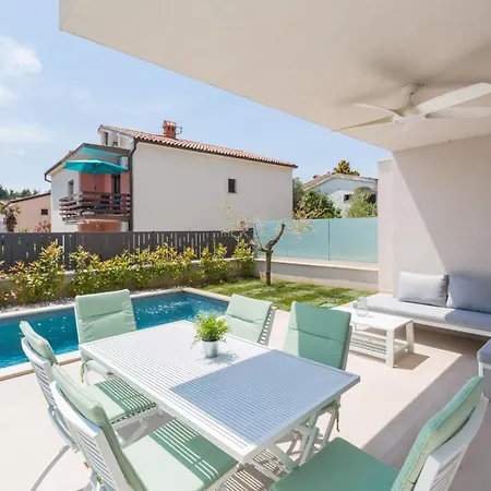 Villa Sunshine By Seeadria Agency Karpinjan